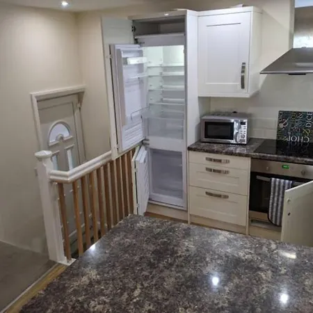 Harbour Side Sleeps 8