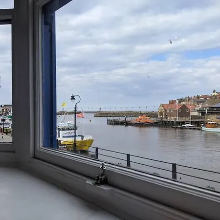 Harbour Side Sleeps 8