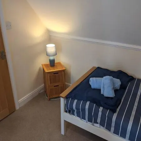 Harbour Side Sleeps 8