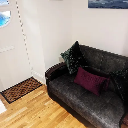 Apartment Harbour Side Sleeps 8